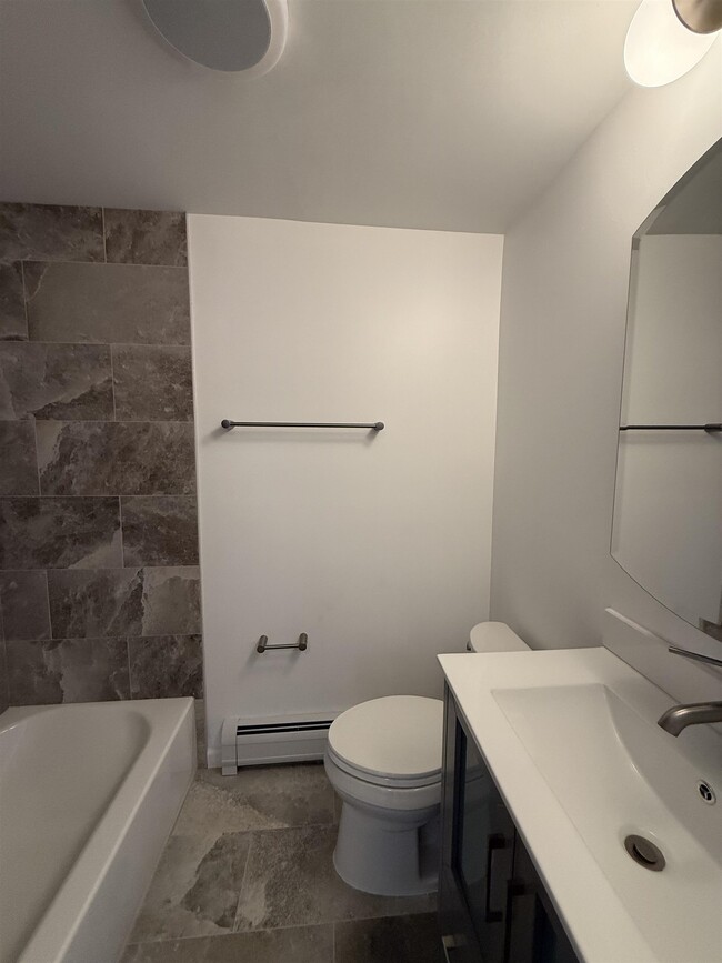 Photo - 31 Alan Terrace Unit 1