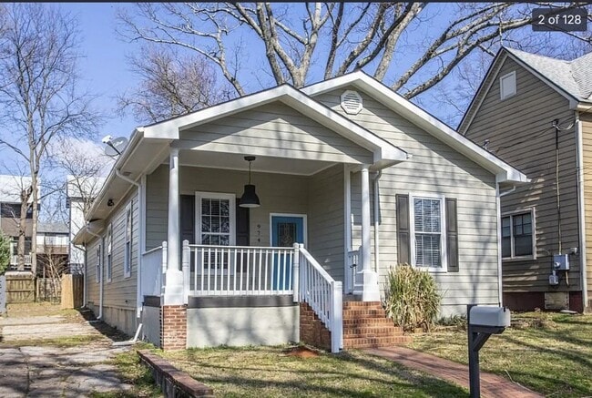 Photo - 974 Mauldin St SE