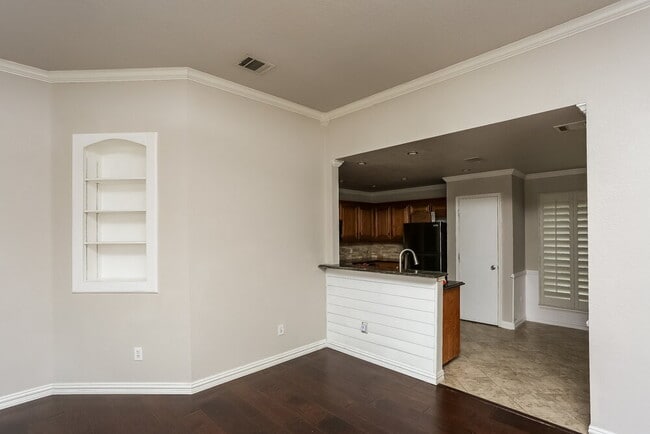 Photo - 10921 Emerald Park Ln