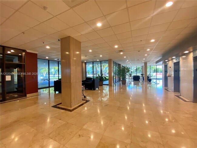 Photo - 400 Kings Point Dr Unit 811