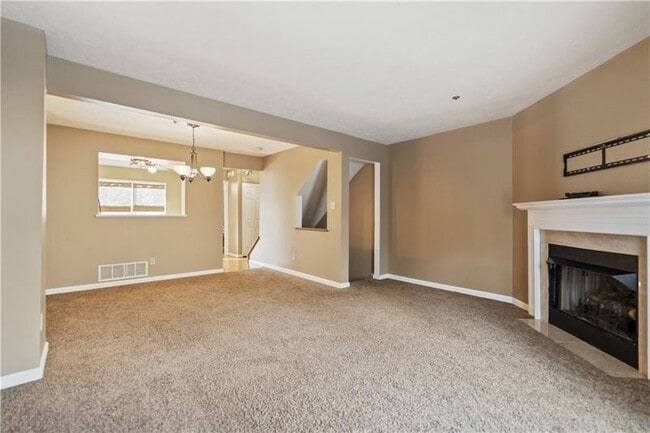 Photo - 1315 Meadowbrook Dr