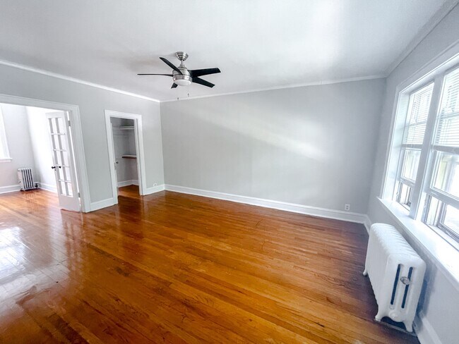 Photo - 1627-45 Ridge Ave.