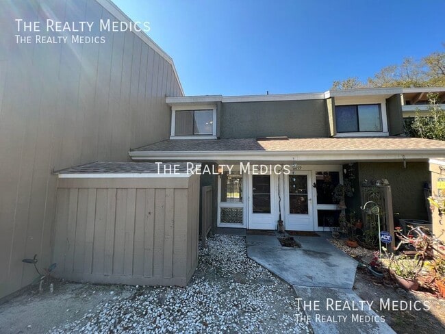 Building Photo - 6061 Windhover Dr Unit 10