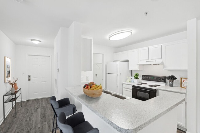 Photo - Newnan Crossing