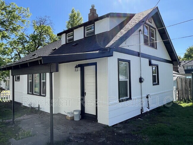 Photo - 214 W Euclid Ave