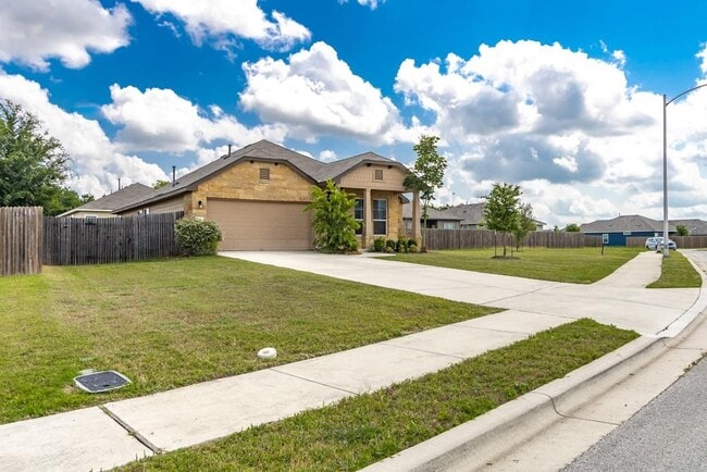 Photo - 1411 Elbe St
