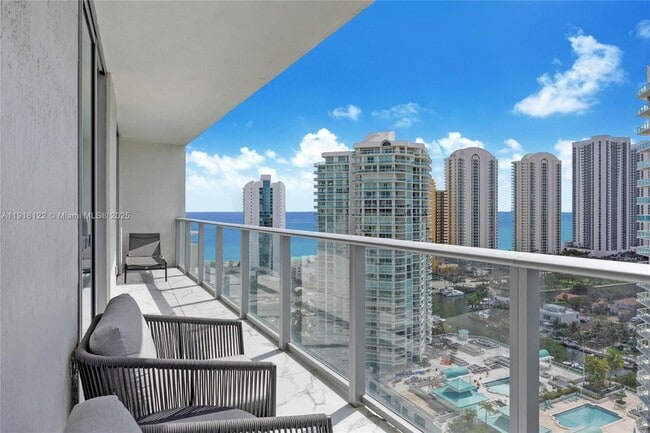 Building Photo - 300 Sunny Isles Blvd Unit 4-2204