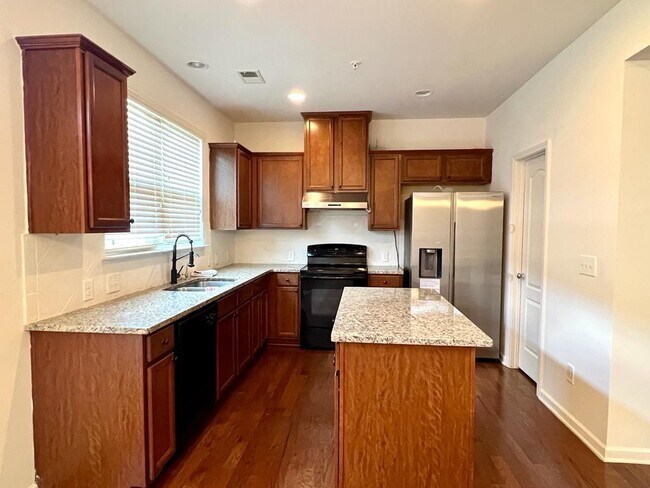 Photo - 6355 Story Cir