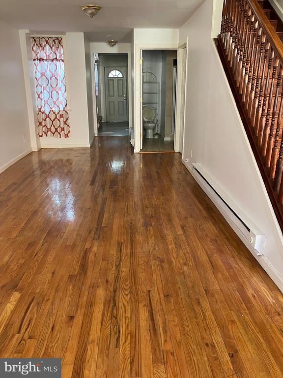 Photo - 1920 Fontain St