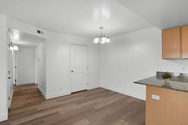 Photo - Clinton Towne Center Apartments