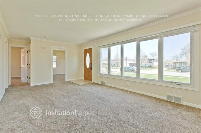 Photo - 7720 Mason Ave