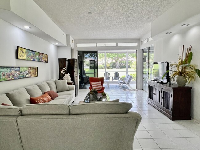 Photo - 2431 NW 59th St Unit 404