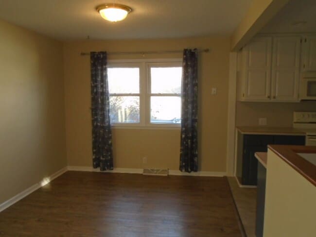 Photo - 200 N Delaware Ave