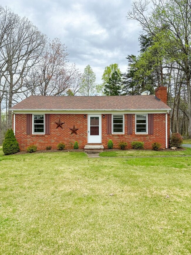 Photo - Zions Cross Roads Brick Cottage 2bedroom/1bath