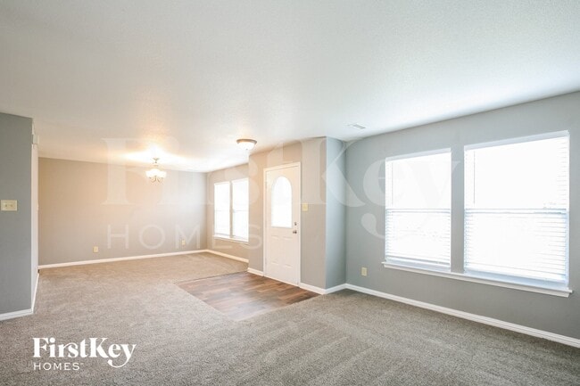 Photo - 6670 Eagle Crossing Blvd