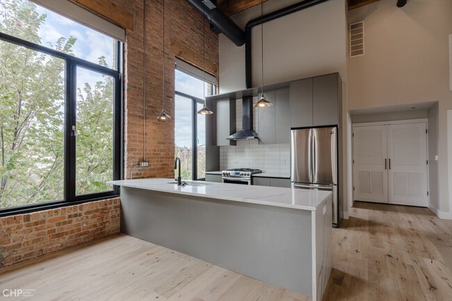 Photo - 729 N Sangamon St Unit 401