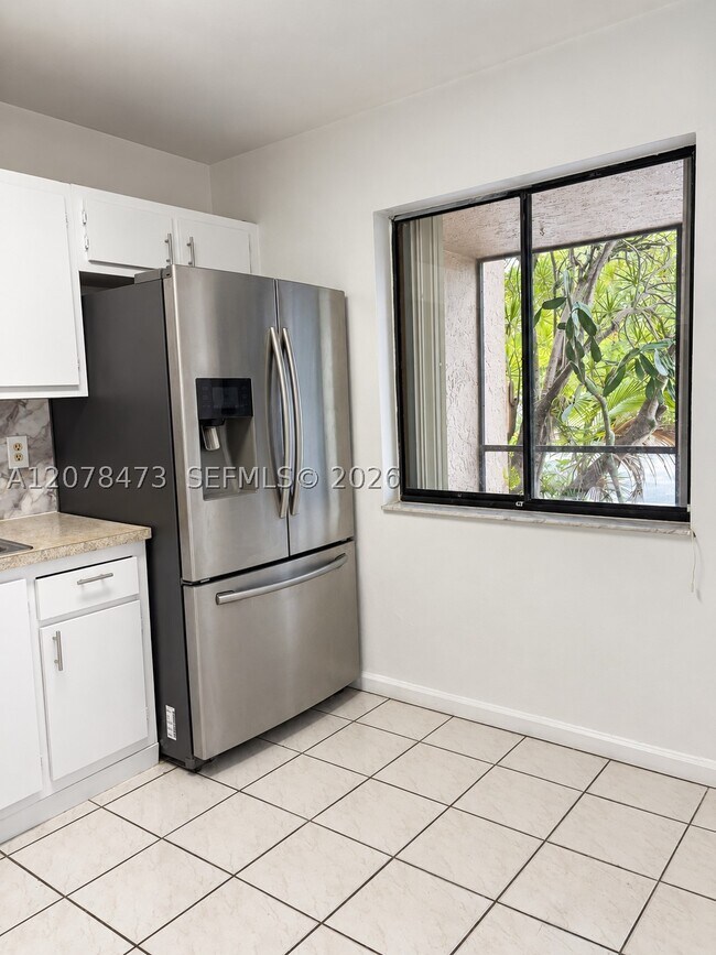 Photo - 205 Lakeview Dr Unit 102