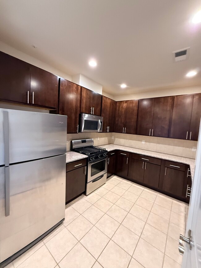 226 Luca Dr Unit 226 Luca dr