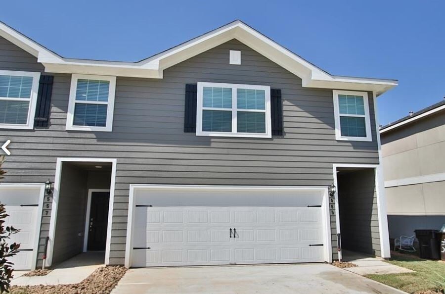 Photo - 549 Bains St