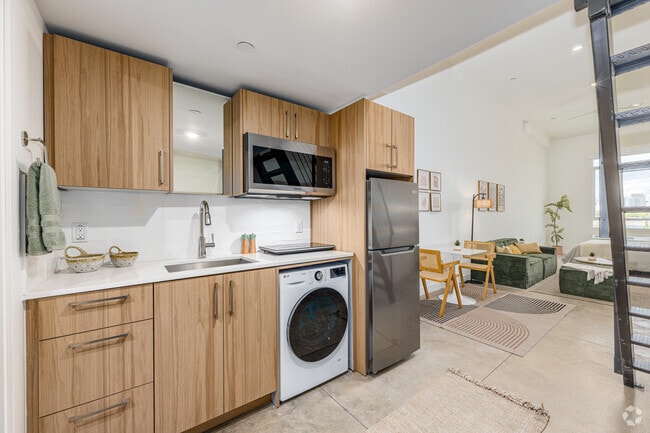 Studio - 448SF - Kitchen