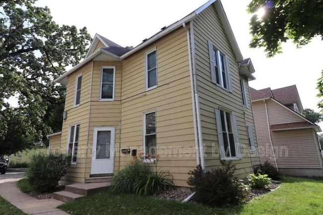 Photo - 2940 Brattleboro Ave Unit 2
