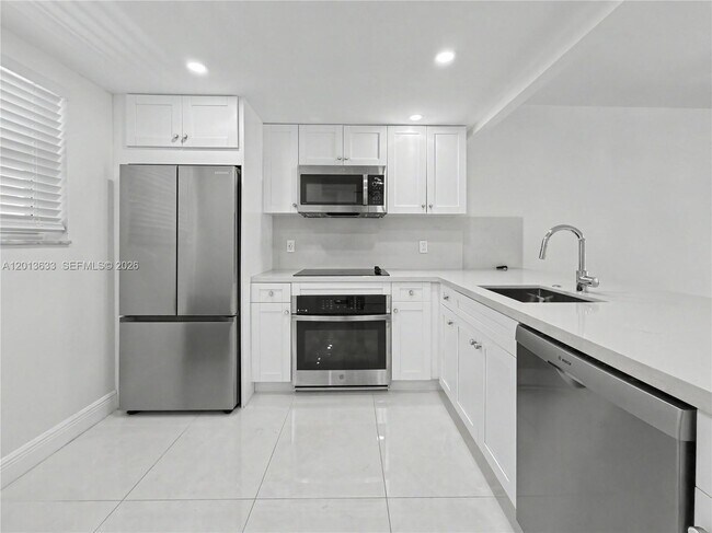 Photo - 100 Edgewater Dr Unit 204