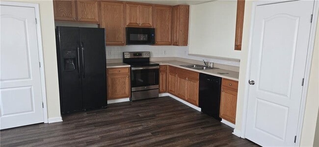 Photo - 7635 Commerce Ct