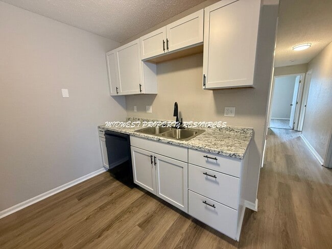 Photo - 503 NE Austin St Unidad A