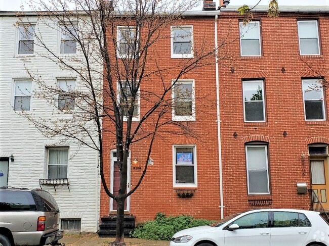Building Photo - 2104 E Lombard St Rental
