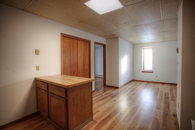 Photo - 1114 Douglas Blvd Unit 6