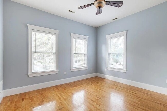 Photo - 88 G St Unit #2