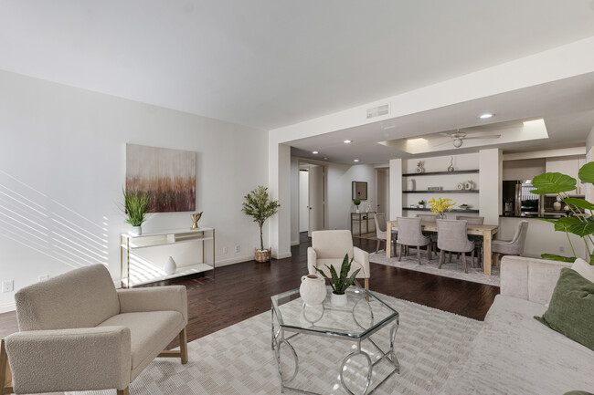 Building Photo - 235 S Tower Dr Unit 305