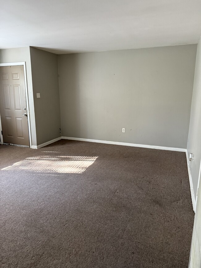 3505 Ridge Rd Unit 4