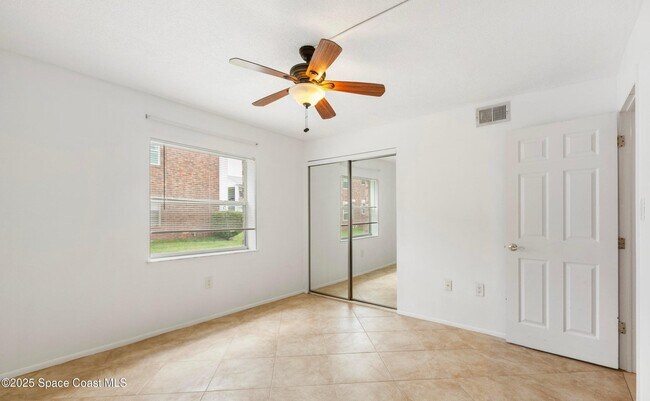 Photo - 190 E Olmstead Dr Unidad B7