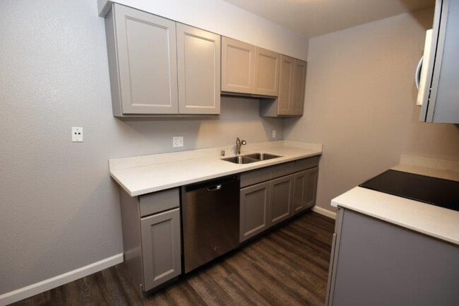 Photo - GREAT 1ST FLOOR CONDO