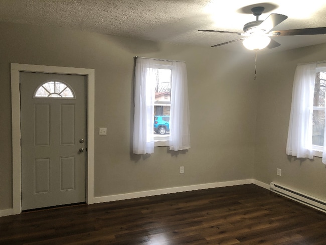 Photo - 25 Walnut St