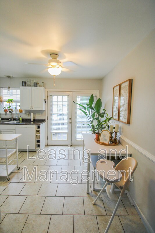 Photo - 1423 Ashley River Rd Unit 1D