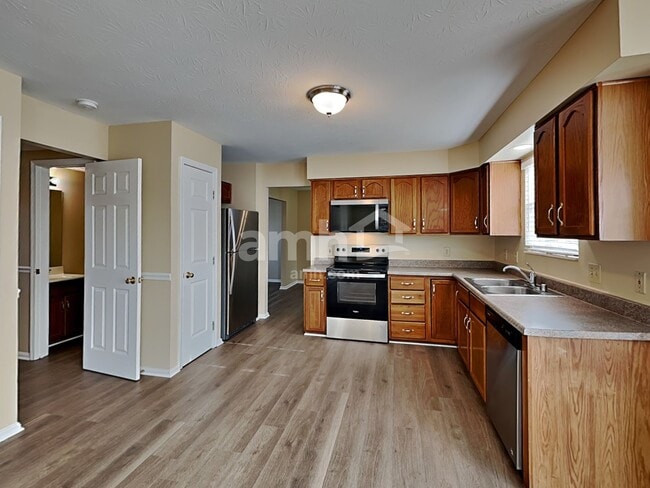 Photo - 1137 Battleridge Dr