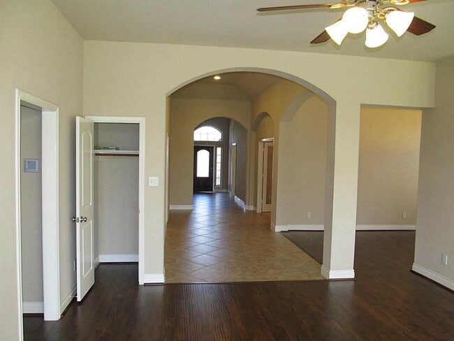 Photo - 14104 Green Thicket Dr