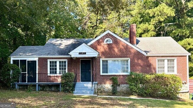 Photo - 1589 Pinehurst Dr SW