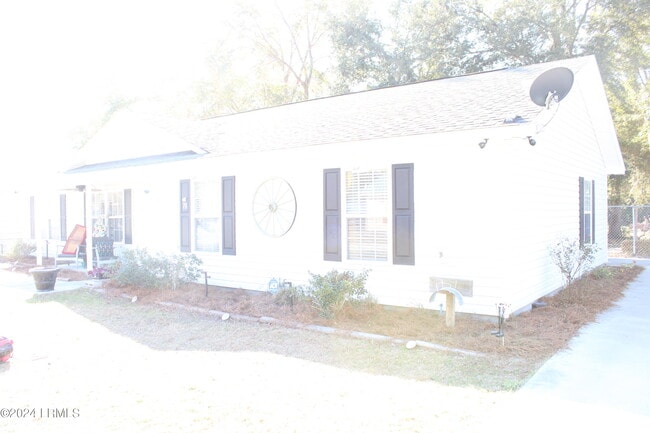 Building Photo - 78 Pamela Ln Rental