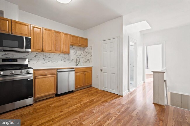 Photo - 3146 Remington Ave Unit 2