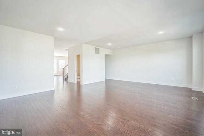 Photo - 25443 Hartland Orch Ter