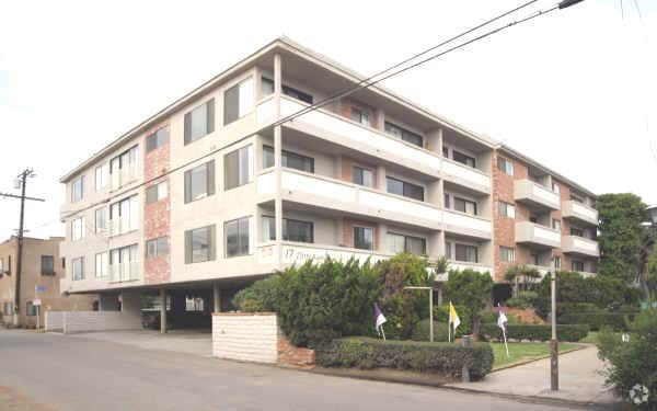 Venice Beach Atrium - Venice Beach Atrium