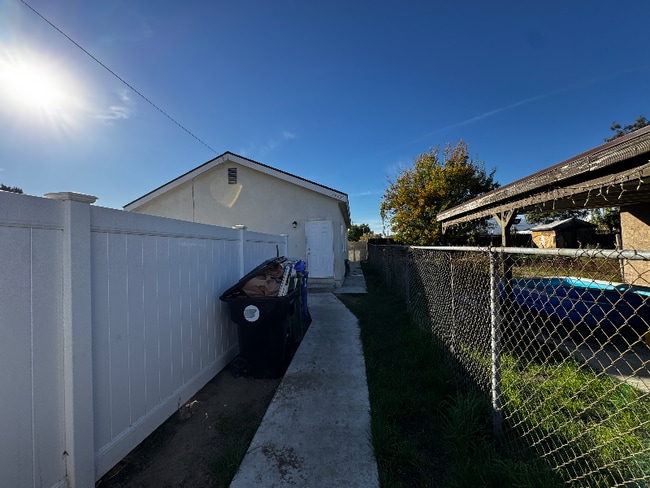 Photo - 1948 Turrill Ave