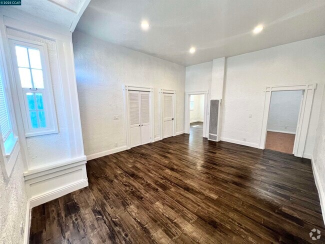 Building Photo - 1709 Peralta St Rental