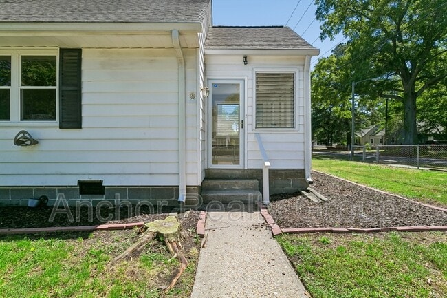 Photo - 7730 Ruthven Rd
