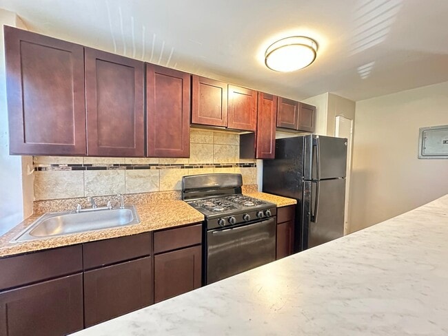 Photo - 6780 Blakemore St Unidad A3