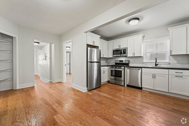 Building Photo - 44 Saratoga Ave Unit 2W Rental