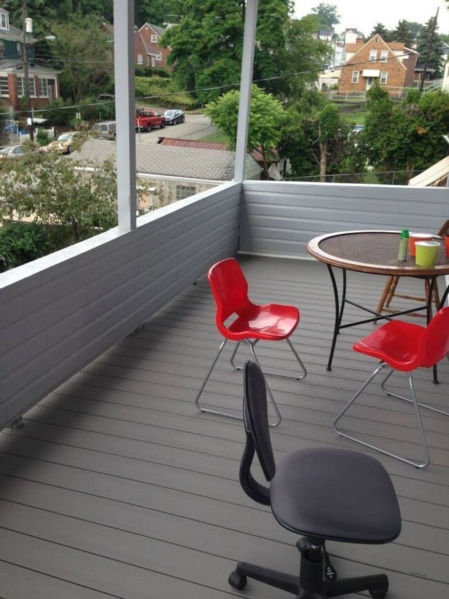 Photo - Huge Luxury South Side Home w/ Stainless K...